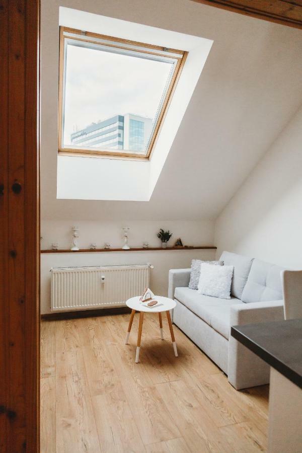 Center City Charming Loft Apartment Kassa Kültér fotó