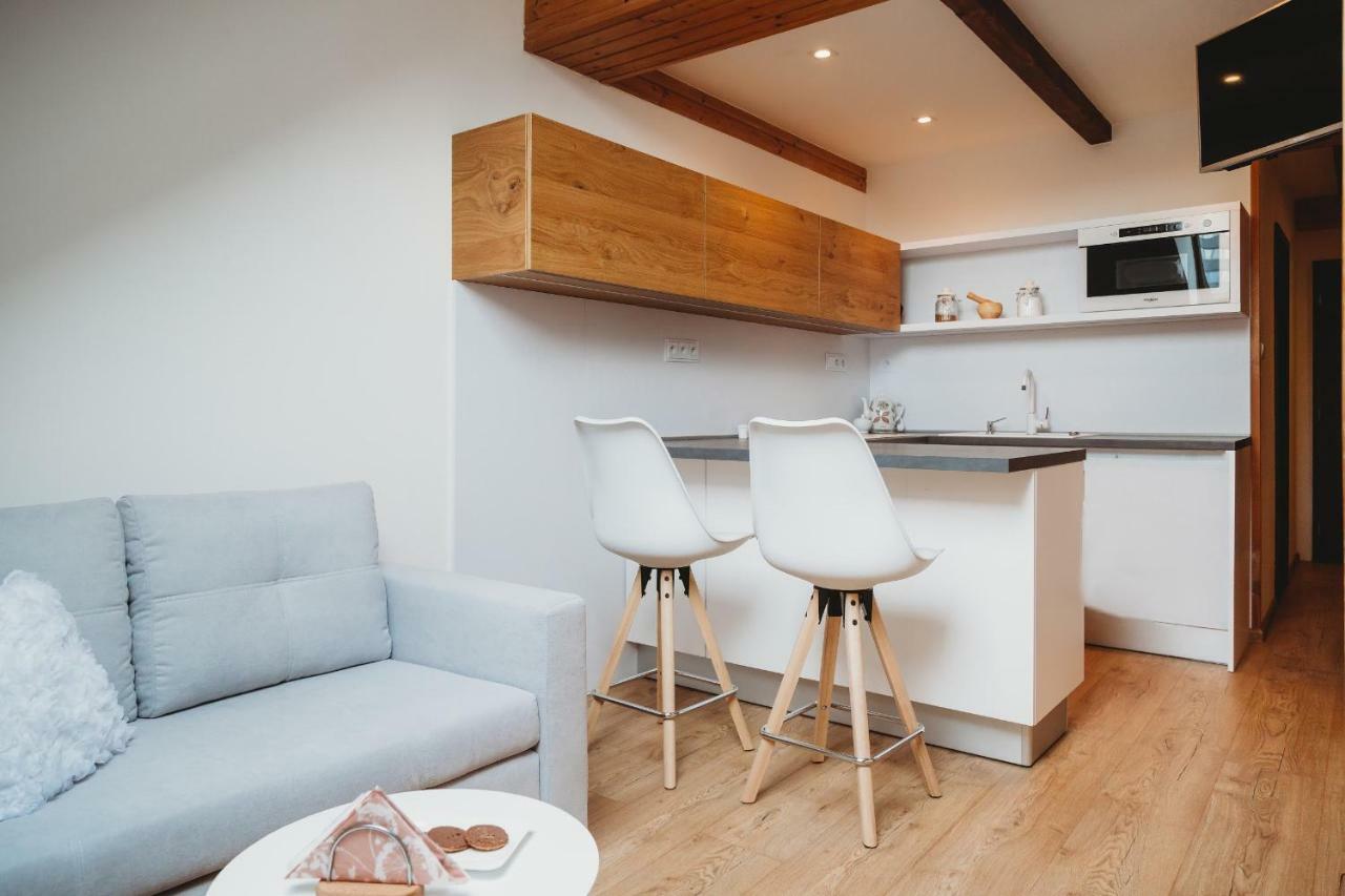 Center City Charming Loft Apartment Kassa Kültér fotó